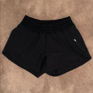 Lululemon tracker running shorts